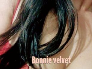 Bonnie_velvet