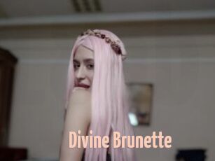 Divine_Brunette