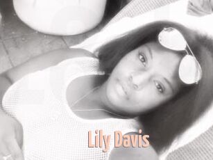 Lily_Davis