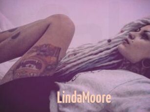 Linda_Moore
