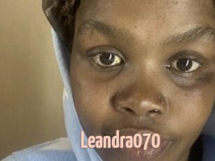 Leandra070