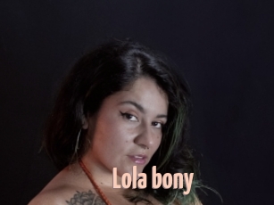Lola_bony