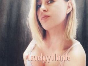 Lovelyyyblonde