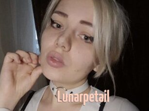 Lunarpetail