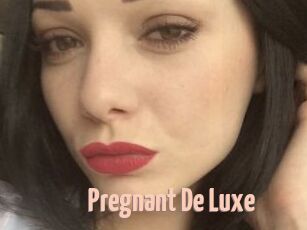 Pregnant_De_Luxe