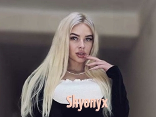 Skyonyx